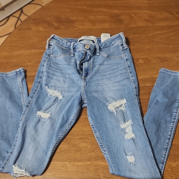 Hollister Sky Blue Ripped Skinny Jeans - Picture 5 of 5